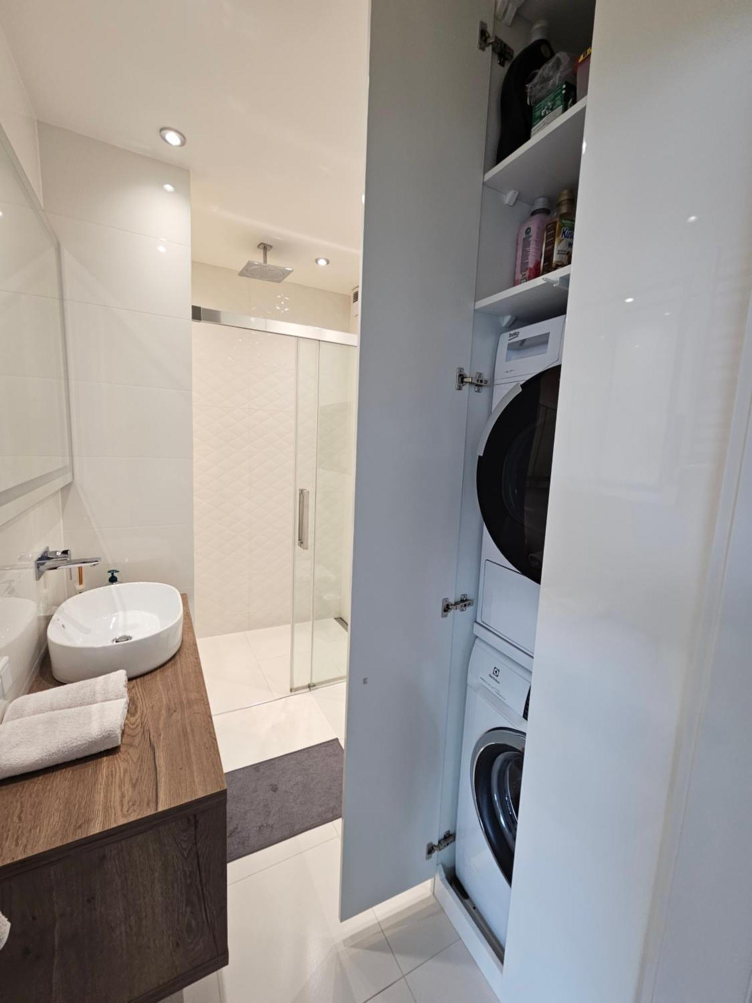 Your Apartment Unia Art Residence Lublin Bagian luar foto