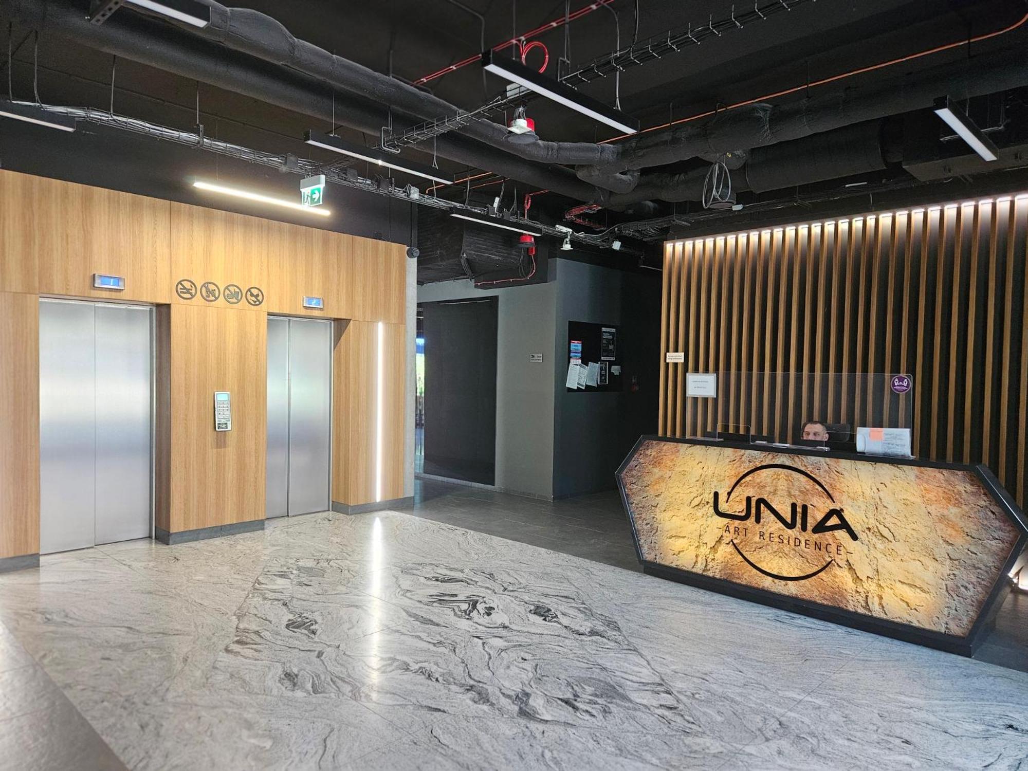 Your Apartment Unia Art Residence Lublin Bagian luar foto