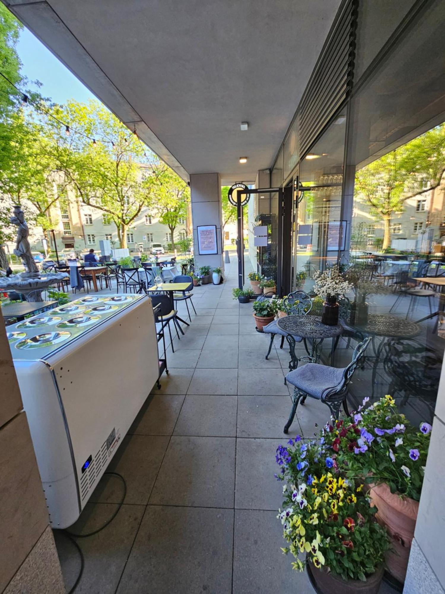 Your Apartment Unia Art Residence Lublin Bagian luar foto